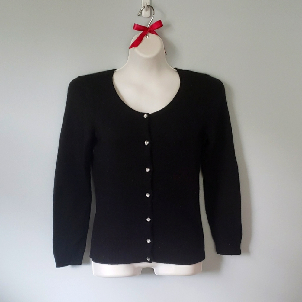 Apt. 9 Cardigan